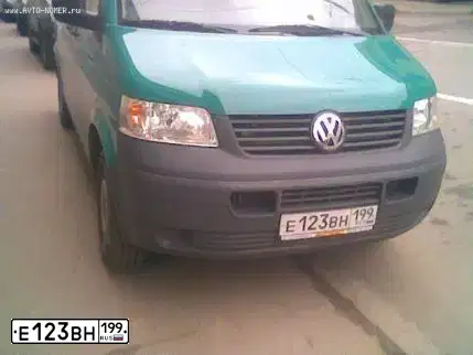 Фото автомобиля VOLKSWAGEN TRANSPORTER, 2008 — госномер Е123ВН199