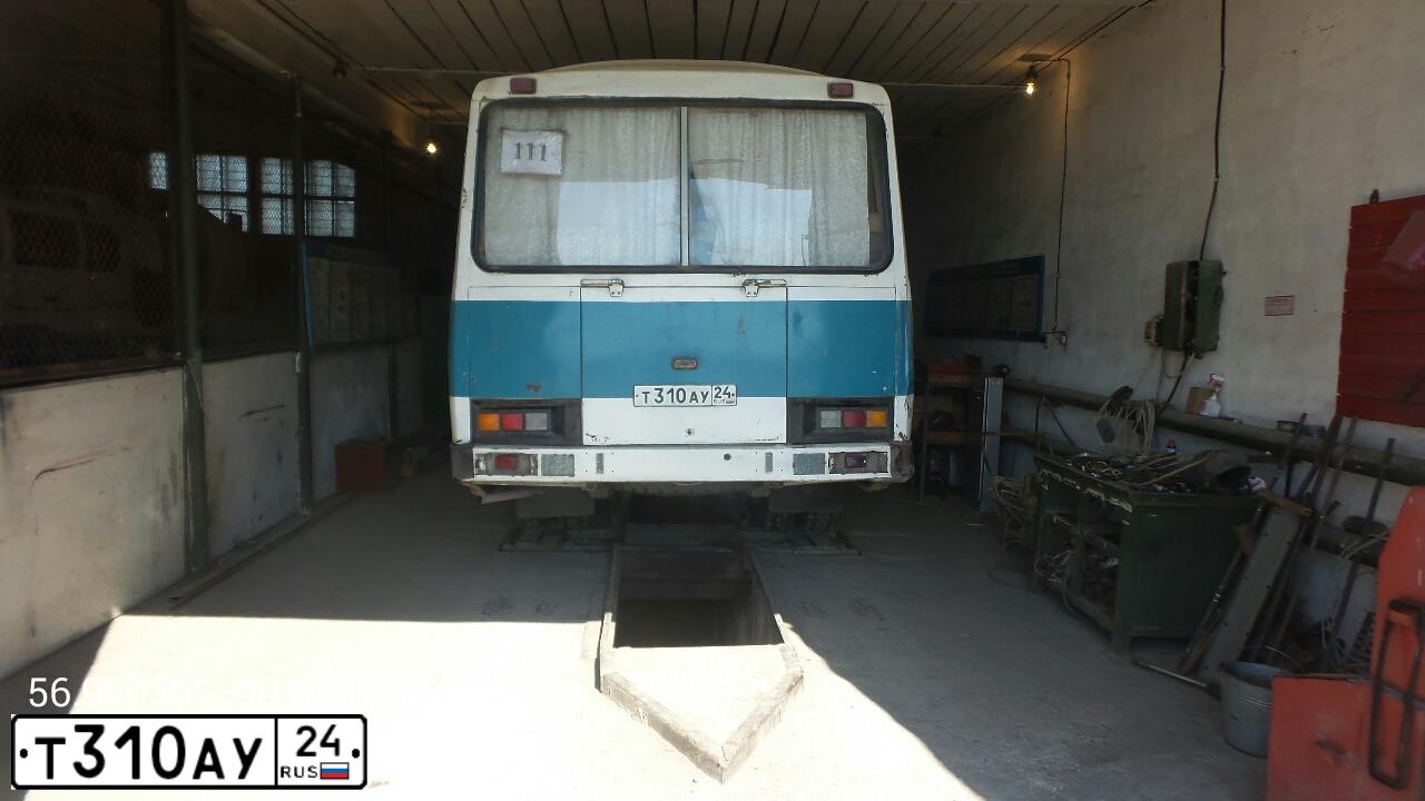 Фото автомобиля PAZ 3205, 1996 — госномер Т310АУ24. Цвет: голубой