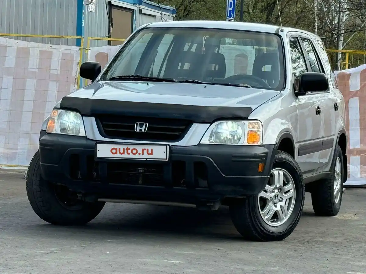 Фото автомобиля HONDA CR-V, 2000 — госномер Р082ВУ550. Цвет: СЕРЕБРИСТЫЙ