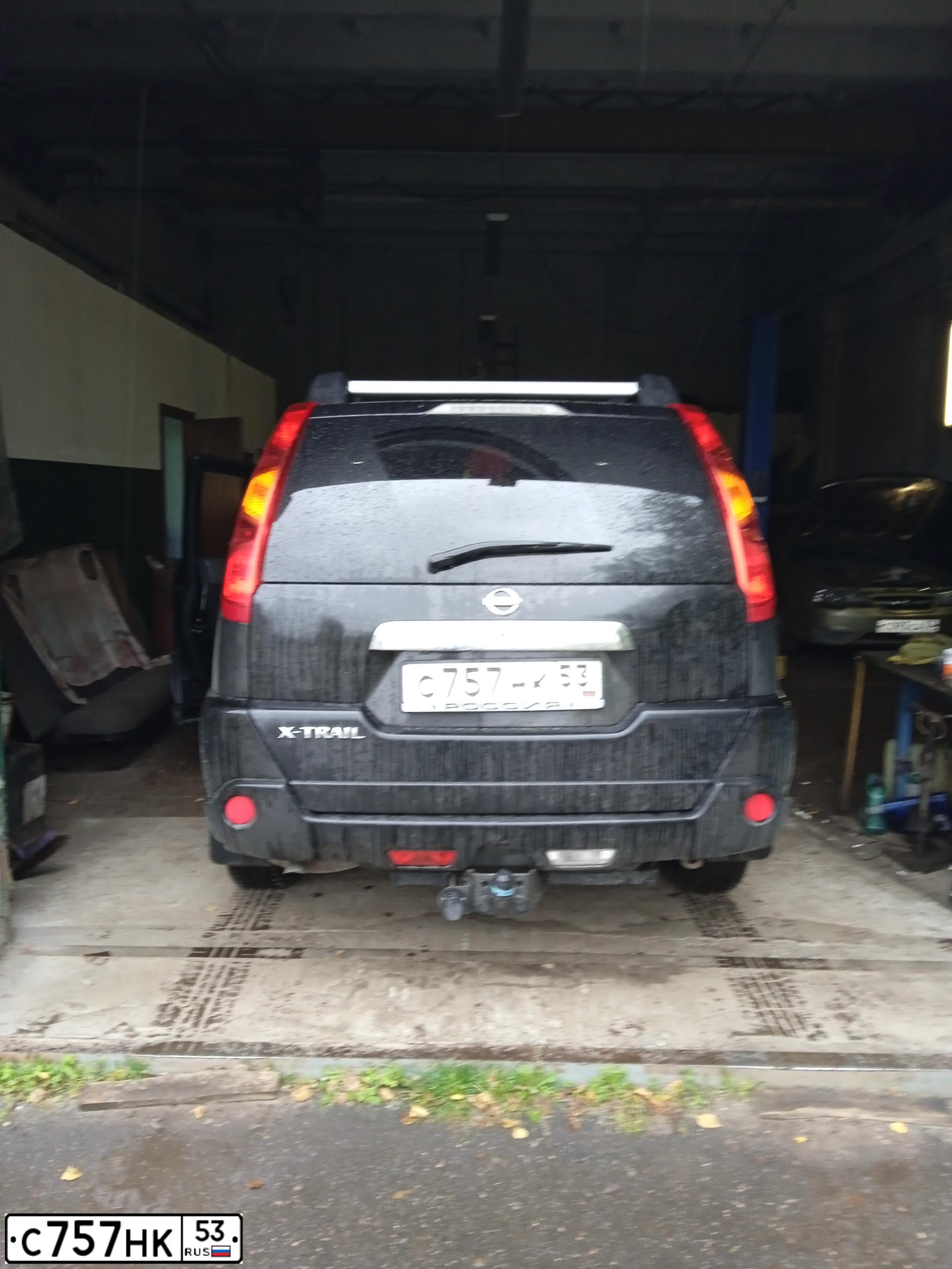 Фото автомобиля HYUNDAI TUCSON, 2006 — госномер С757НК53. Цвет: ЧЕРНЫЙ