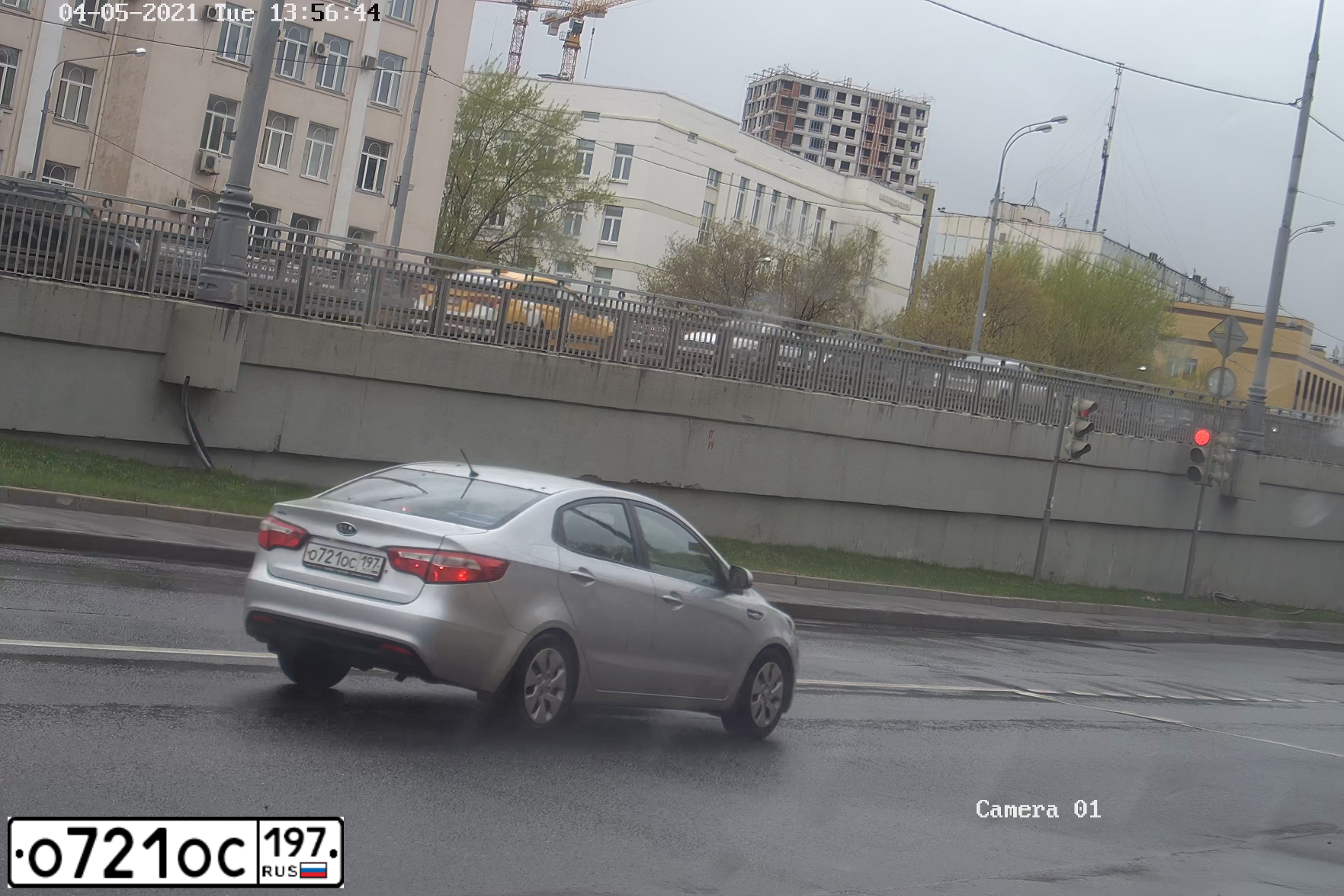 Фото автомобиля KIA RIO, 2011 — госномер О721ОС197. Цвет: Серый
