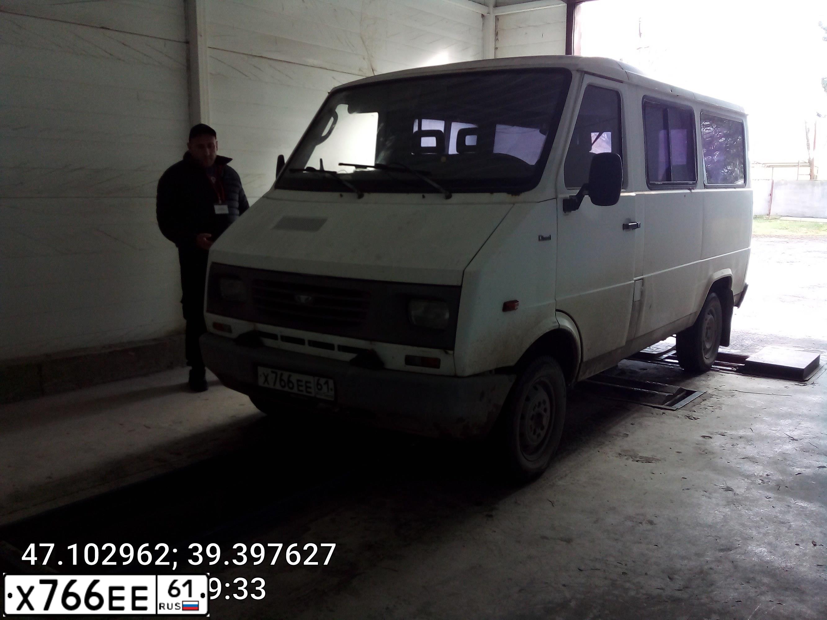 Фото автомобиля DAEWOO LUBLIN, 1998 — госномер Х766ЕЕ61. Цвет: Белый