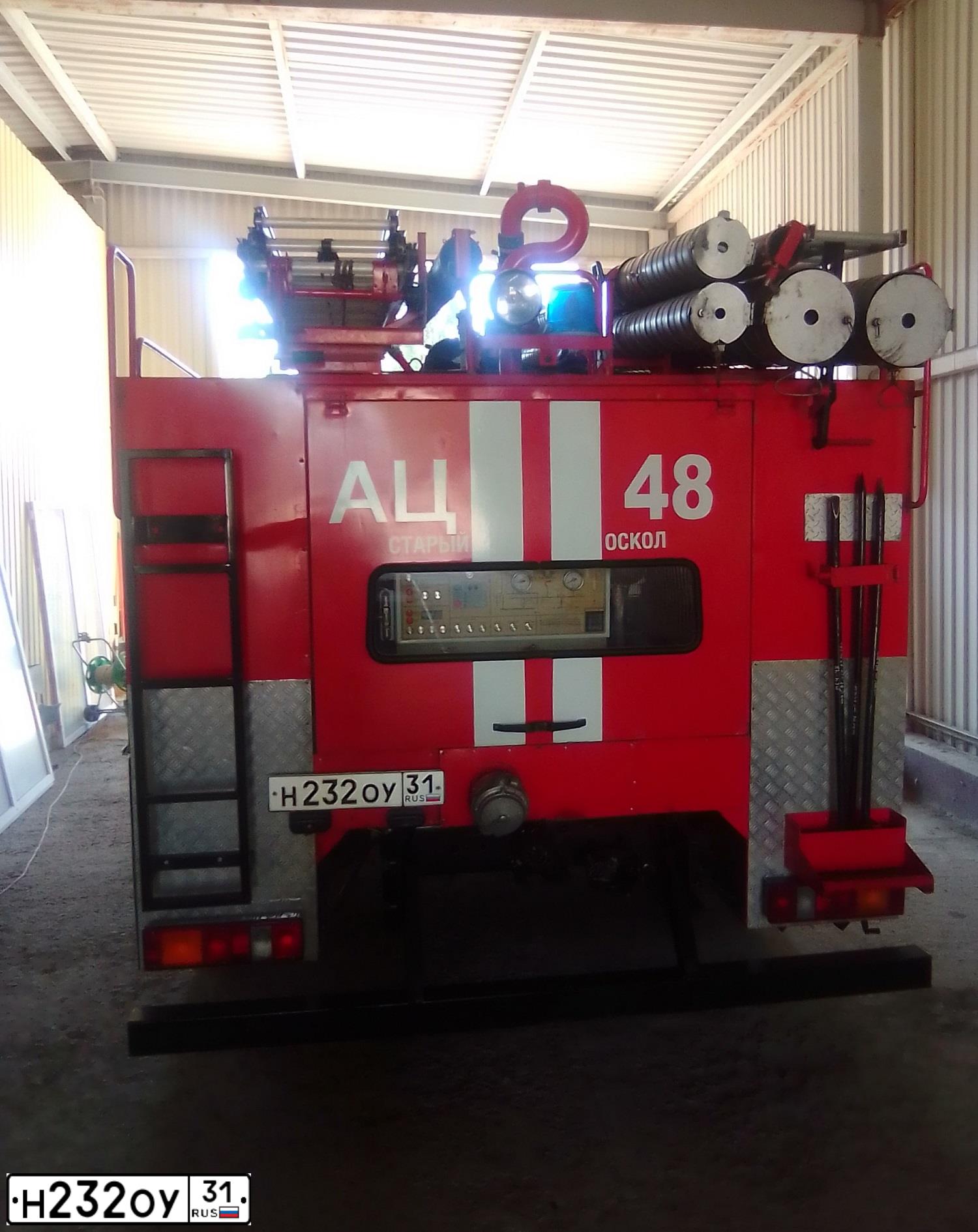 Фото автомобиля 584E00, 2013 — госномер Н232ОУ31. Цвет: ГОСТ р 50574-2002