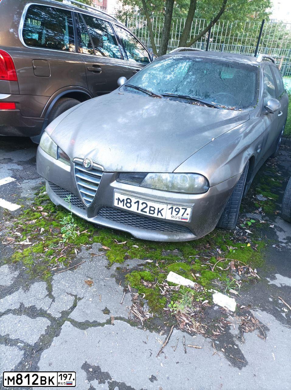 Фото автомобиля ALFAROMEO ALFA 156, 2004 — госномер М812ВК197. Цвет: СЕРЫЙ
