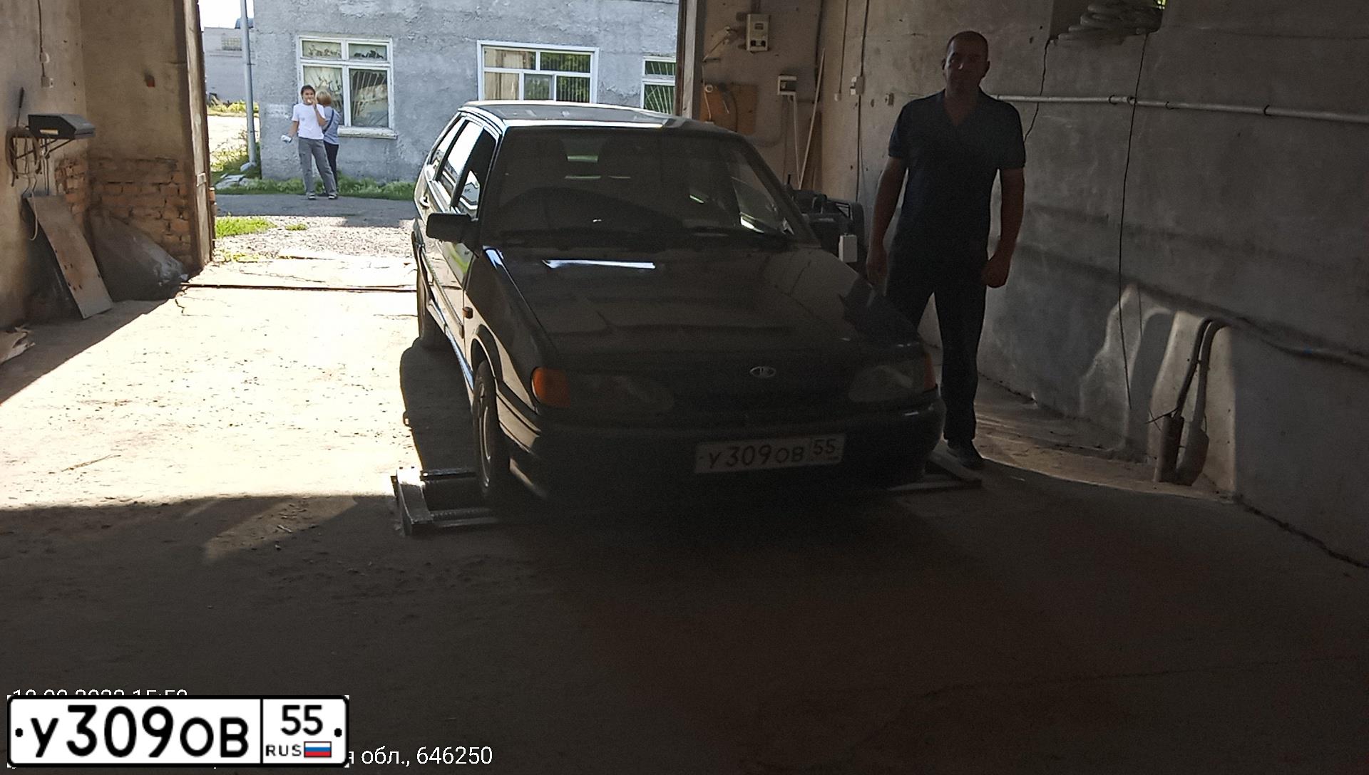 Фото автомобиля LADA 2114 SAMARA, 2012 — госномер У309ОВ55. Цвет: Сине-Черный