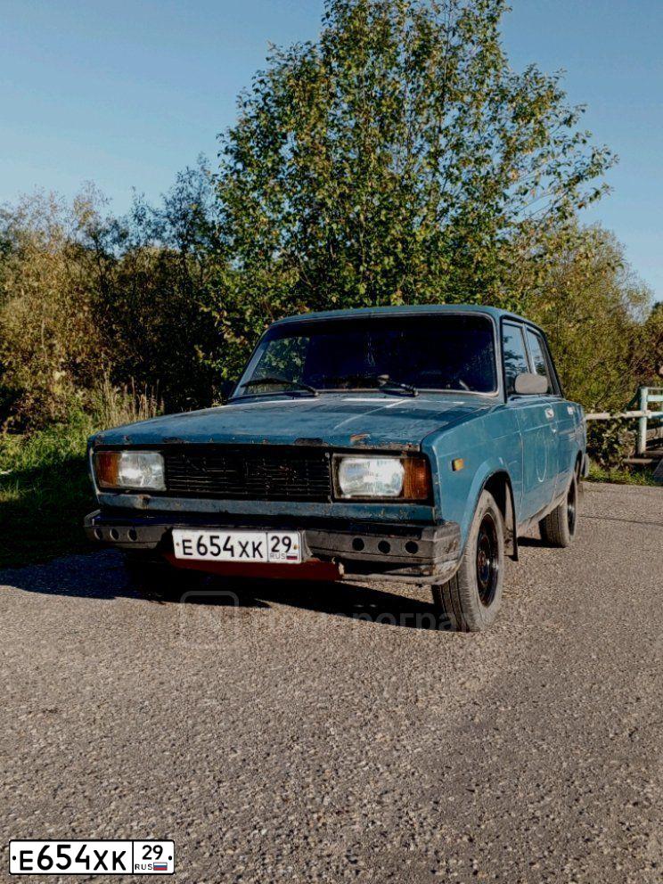 Фото автомобиля LADA 2105, 2007 — госномер Е654ХК29. Цвет: СИНИЙ