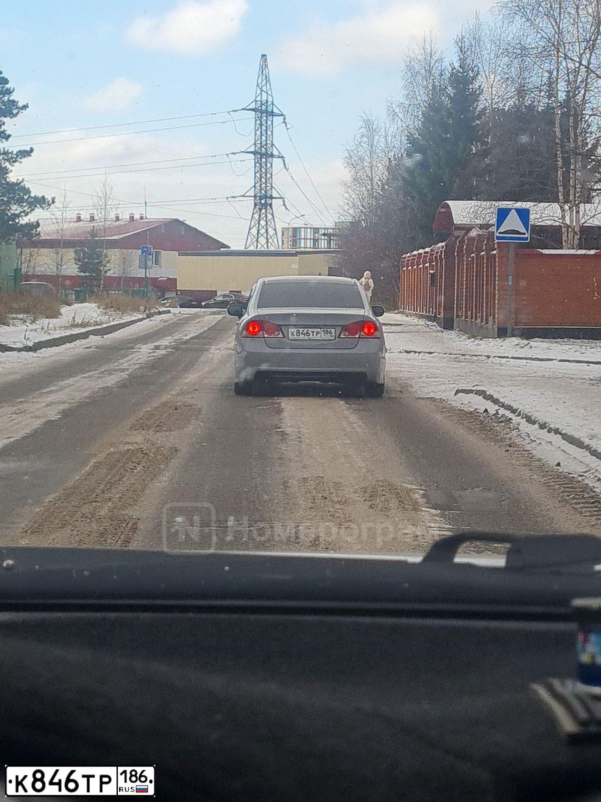 Фото автомобиля HONDA CIVIC, 2007 — госномер К846ТР186. Цвет: Серебристый
