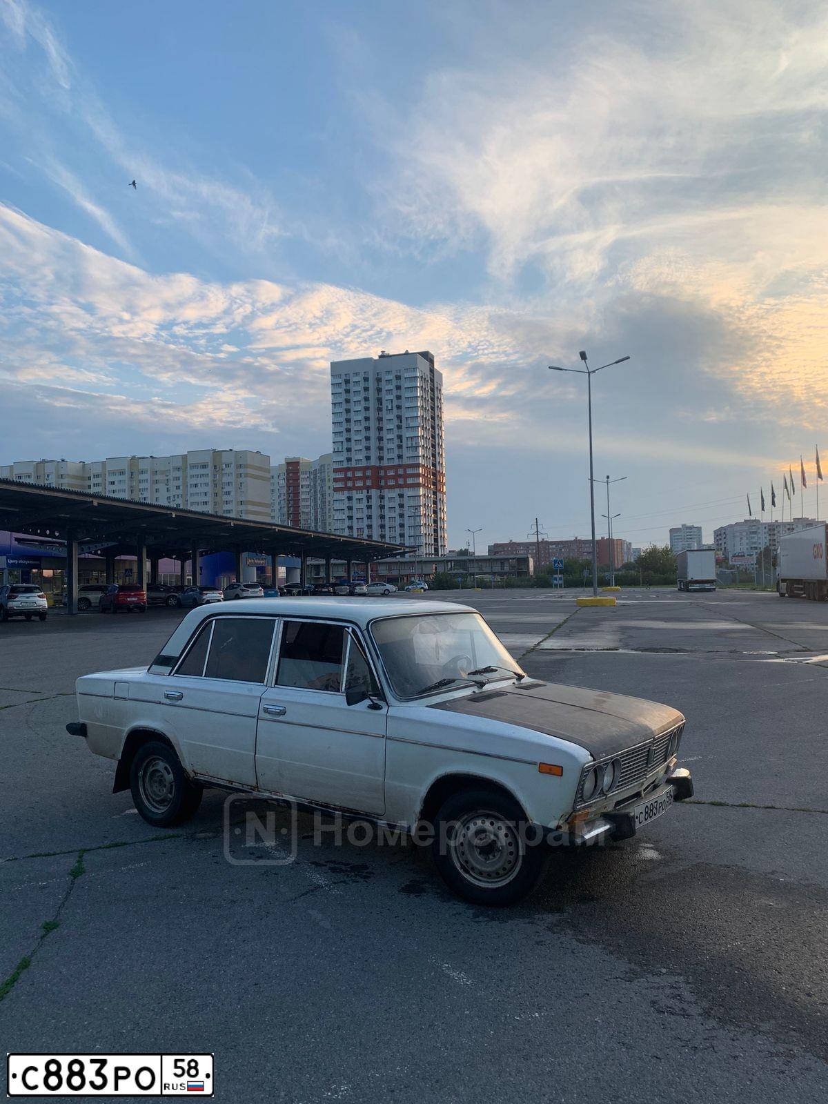 Фото автомобиля LADA 2106 LADA, 1997 — госномер С883РО58. Цвет: БЕЛЫЙ