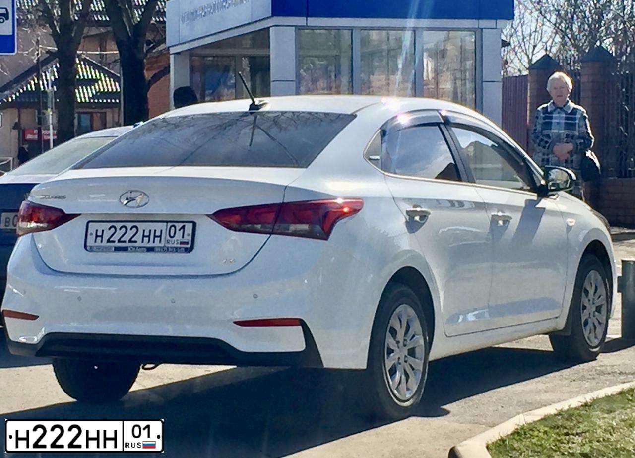 Фото автомобиля VOLKSWAGEN POLO, 2012 — госномер Н222НН01. Цвет: БЕЛЫЙ