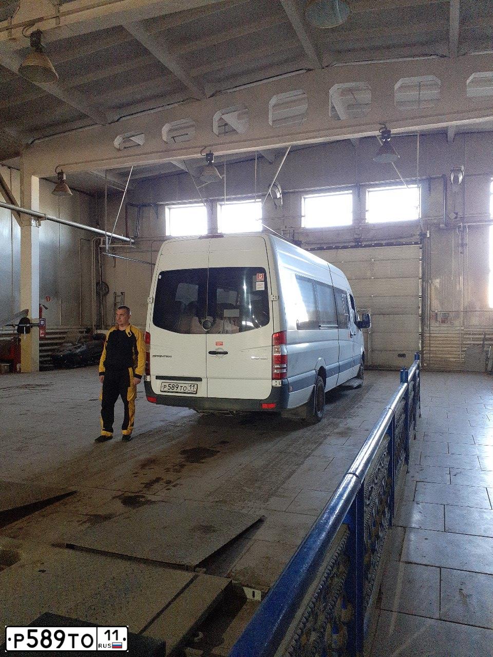 Фото автомобиля MERCEDES SPRINTER, 2017 — госномер А478СВ83. Цвет: Белый