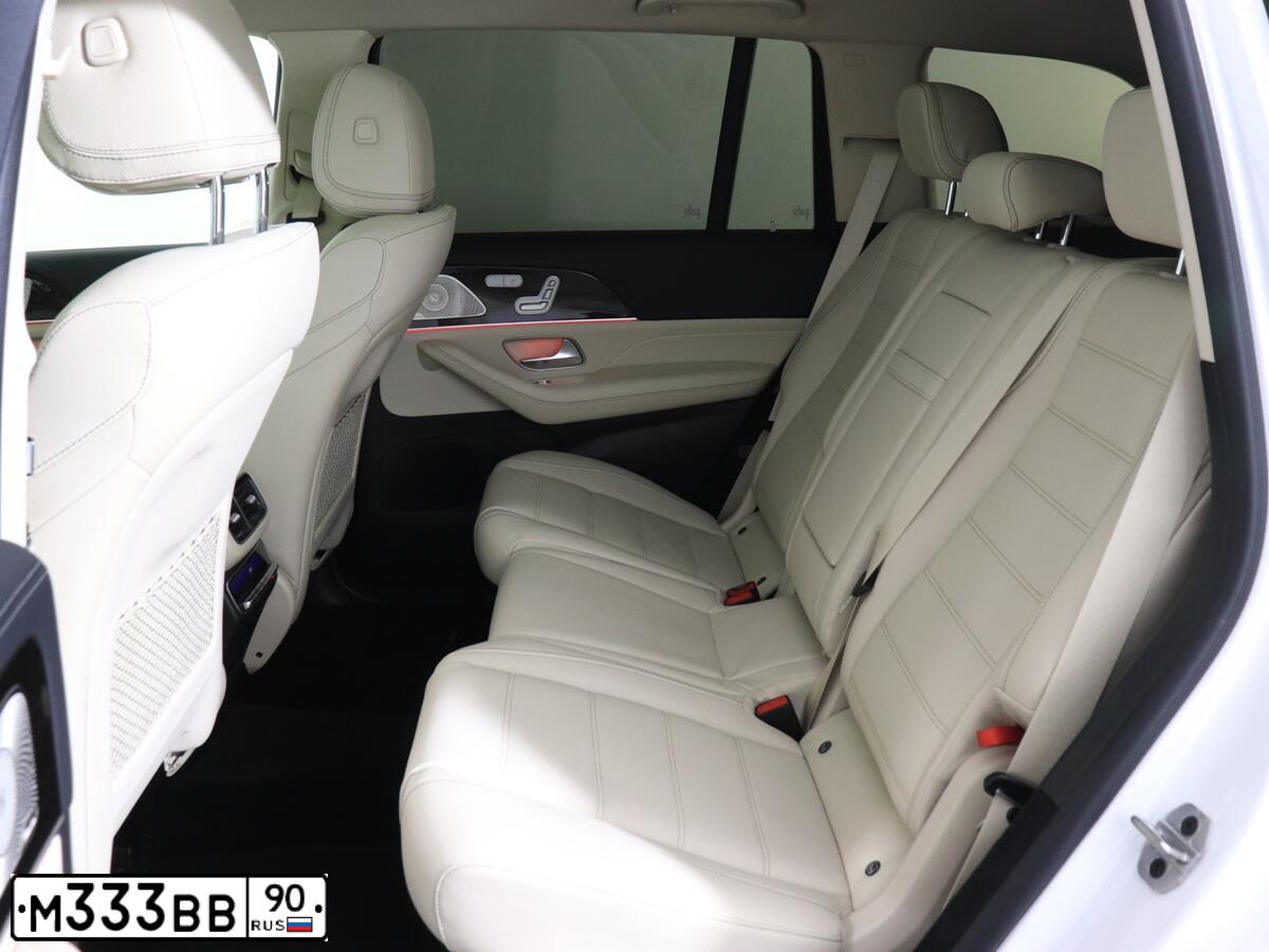Фото автомобиля TOYOTA LANDCRUISER 200, 2012 — госномер В787НТ799. Цвет: Серый