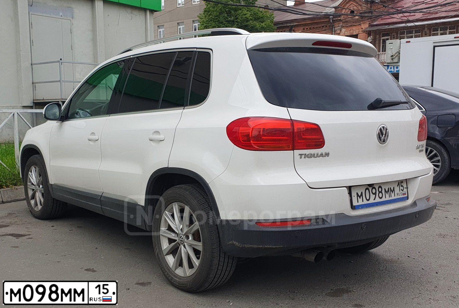 Фото автомобиля LADA 2107, 2007 — госномер М098ММ15. Цвет: ВИШНЕВЫЙ ТЕМНЫЙ