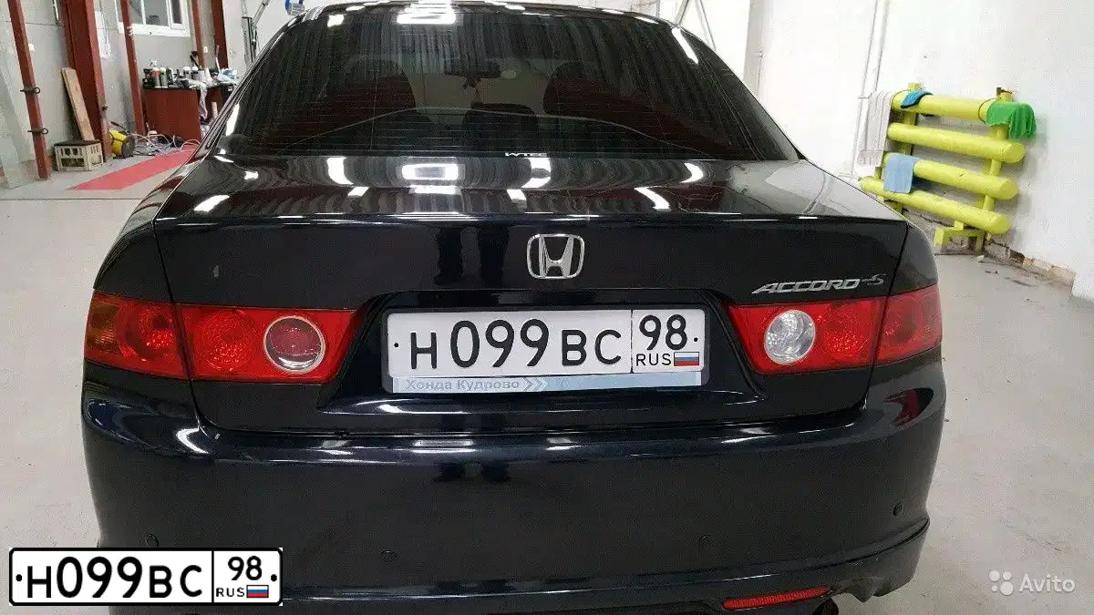 Фото автомобиля HONDA ACCORD, 2006 — госномер Н099ВС98. Цвет: ЧЕРНЫЙ