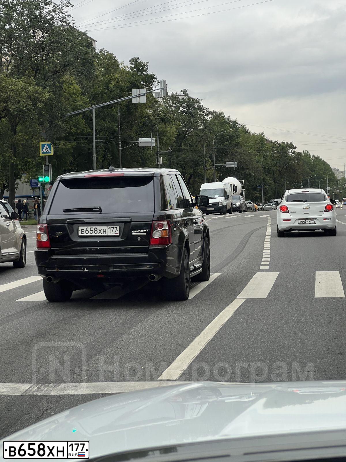 Фото автомобиля LAND ROVER RANGE ROVER SPORT, 2007 — госномер М798ЕХ180. Цвет: ЧЕРНЫЙ