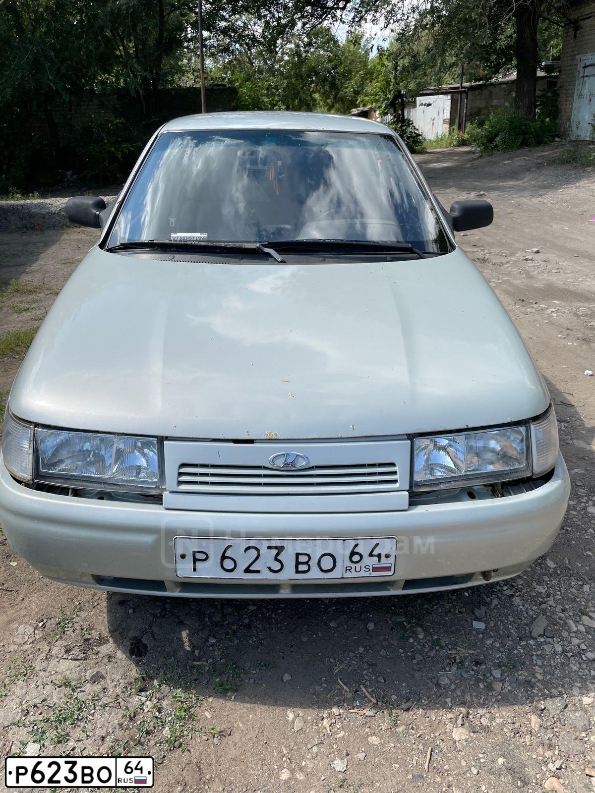 Фото автомобиля LADA 2110, 2005 — госномер Р623ВО64. Цвет: СЕРЕБРИСТЫЙ