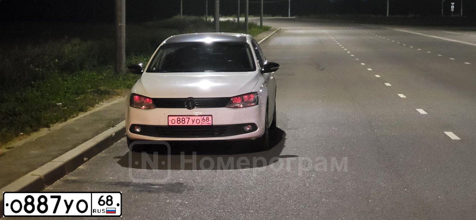 Фото автомобиля VOLKSWAGEN JETTA, 2013 — госномер О887УО68. Цвет: ЧЕРНЫЙ