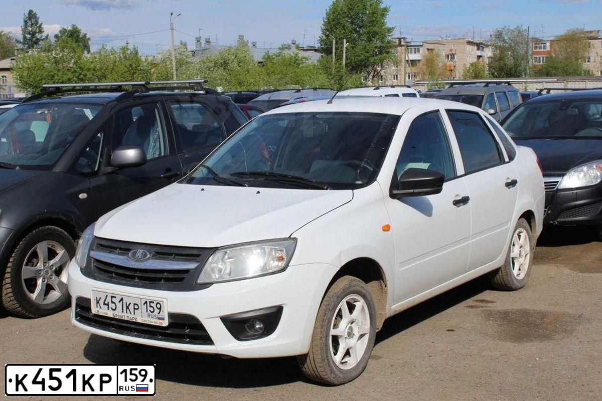 Фото автомобиля LADA 2190 GRANTA, 2015 — госномер О153НЕ45. Цвет: Белый