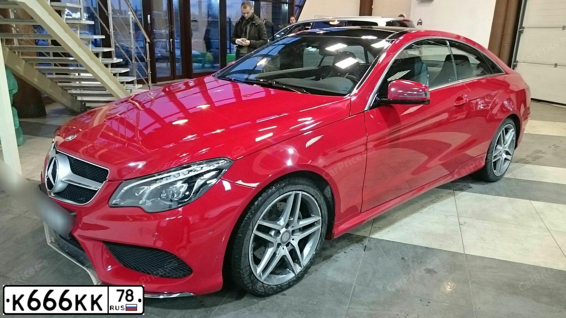 Фото автомобиля MERCEDES C-KLASSE, 2012 — госномер Е116СХ70. Цвет: Белый