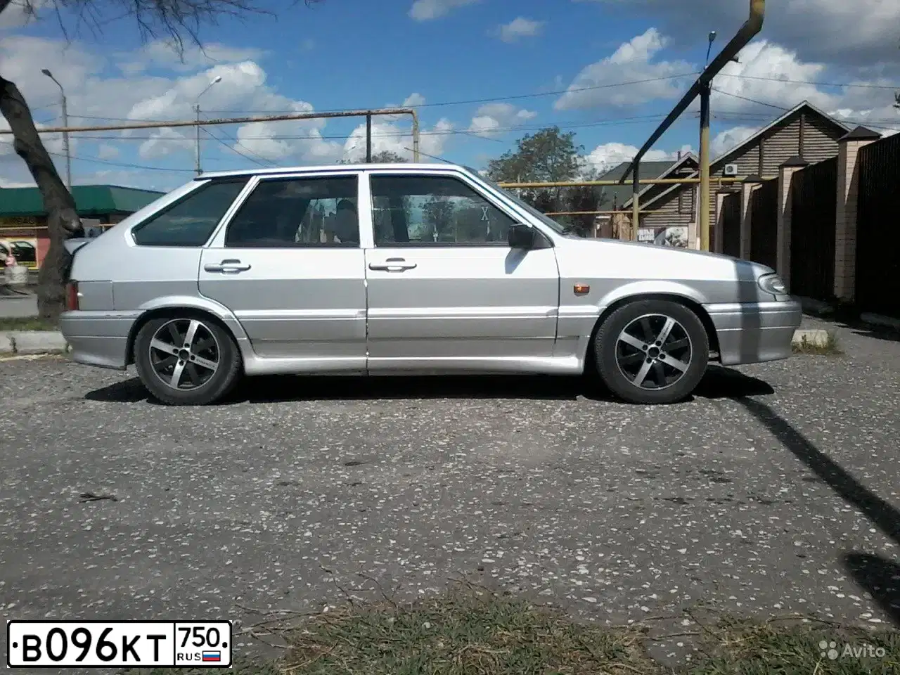 Фото автомобиля LADA 2114 SAMARA, 2007 — госномер А979НР15. Цвет: СВЕТЛО-СЕРЕБРИСТЫЙ МЕТ.