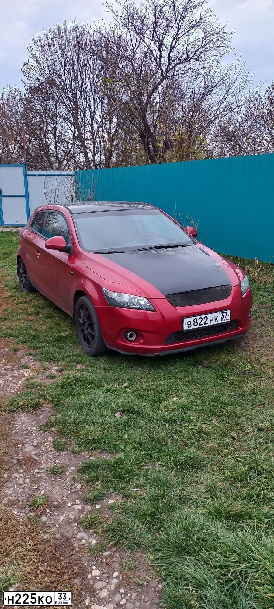Фото автомобиля NISSAN QASHQAI, 2008 — госномер В261ХХ37. Цвет: ЧЕРНЫЙ