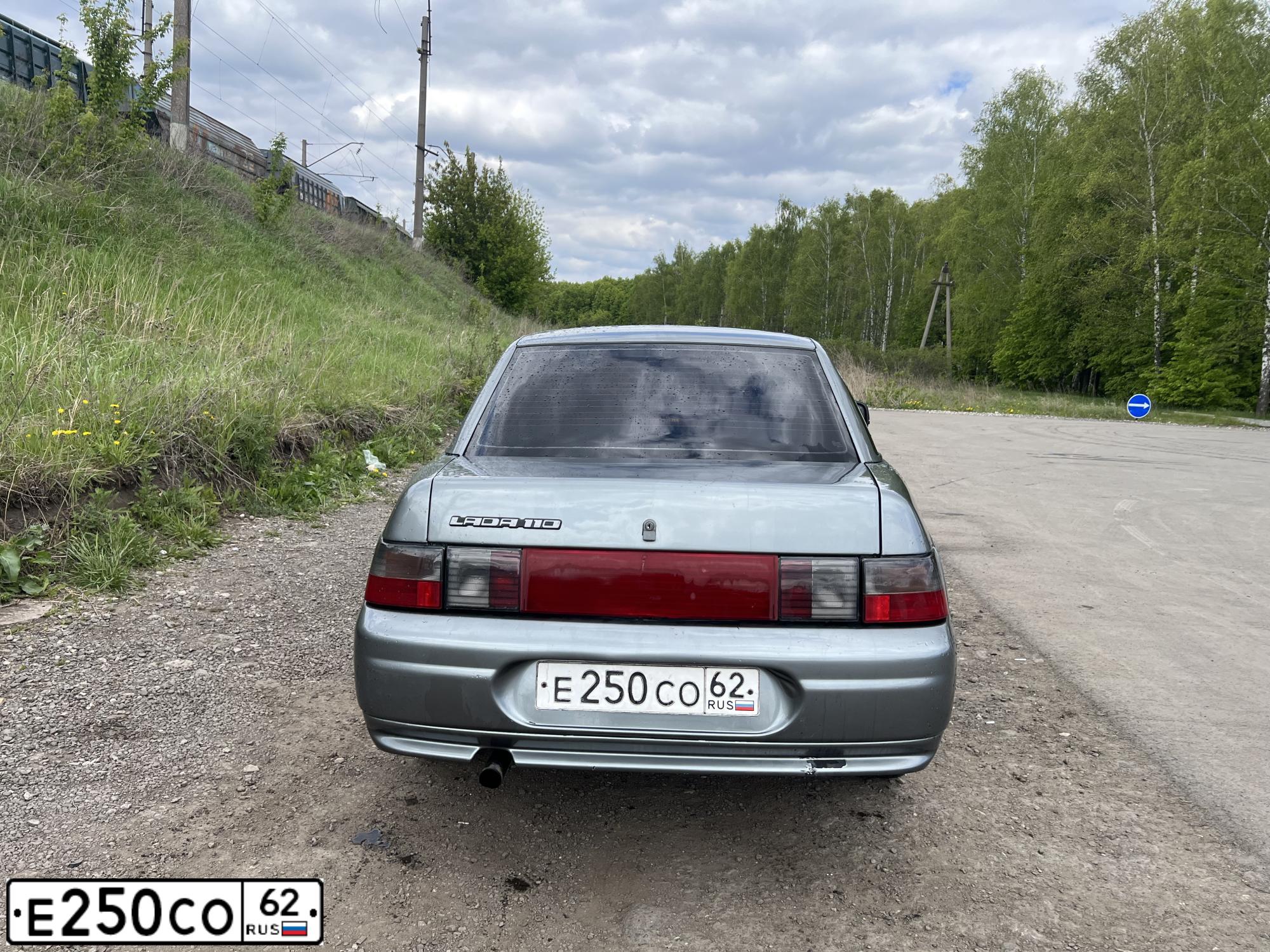 Фото автомобиля LADA 2110, 2005 — госномер О172МО71