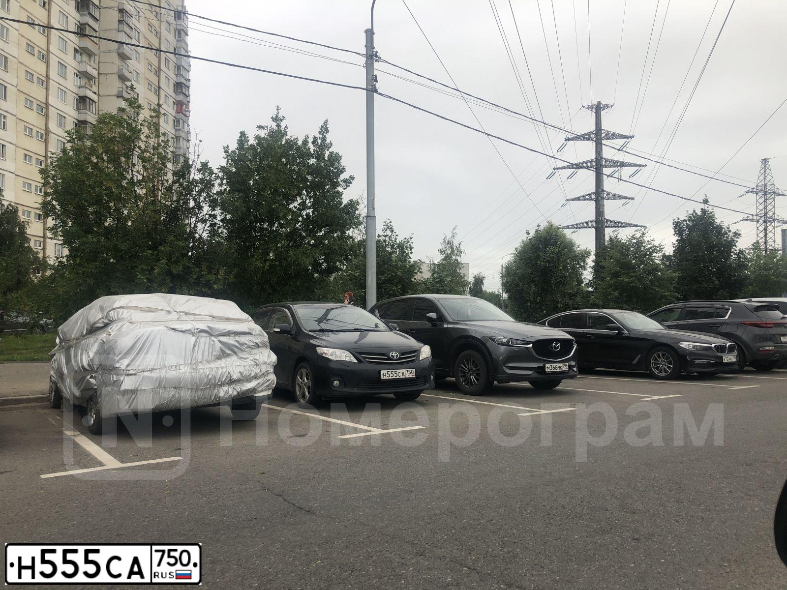 Фото автомобиля TOYOTA COROLLA, 2012 — госномер Н555СА750. Цвет: ЧЕРНЫЙ