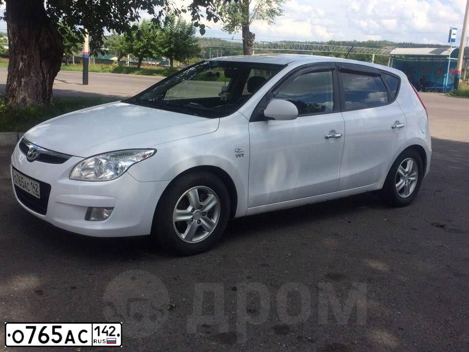 Фото автомобиля HYUNDAI I30, 2008 — госномер С018ТЕ70. Цвет: Белый