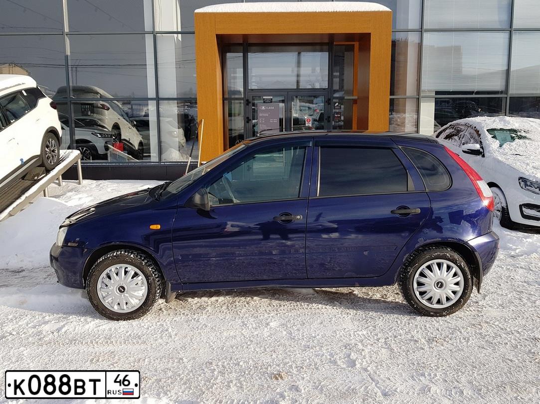 Фото автомобиля LADA KALINA, 2013 — госномер Р282ОУ32. Цвет: синий