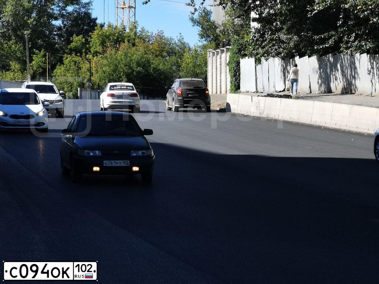 Фото автомобиля CITROEN C5, 2002 — госномер Р411АХ197. Цвет: ТЕМНО-СЕРЫЙ