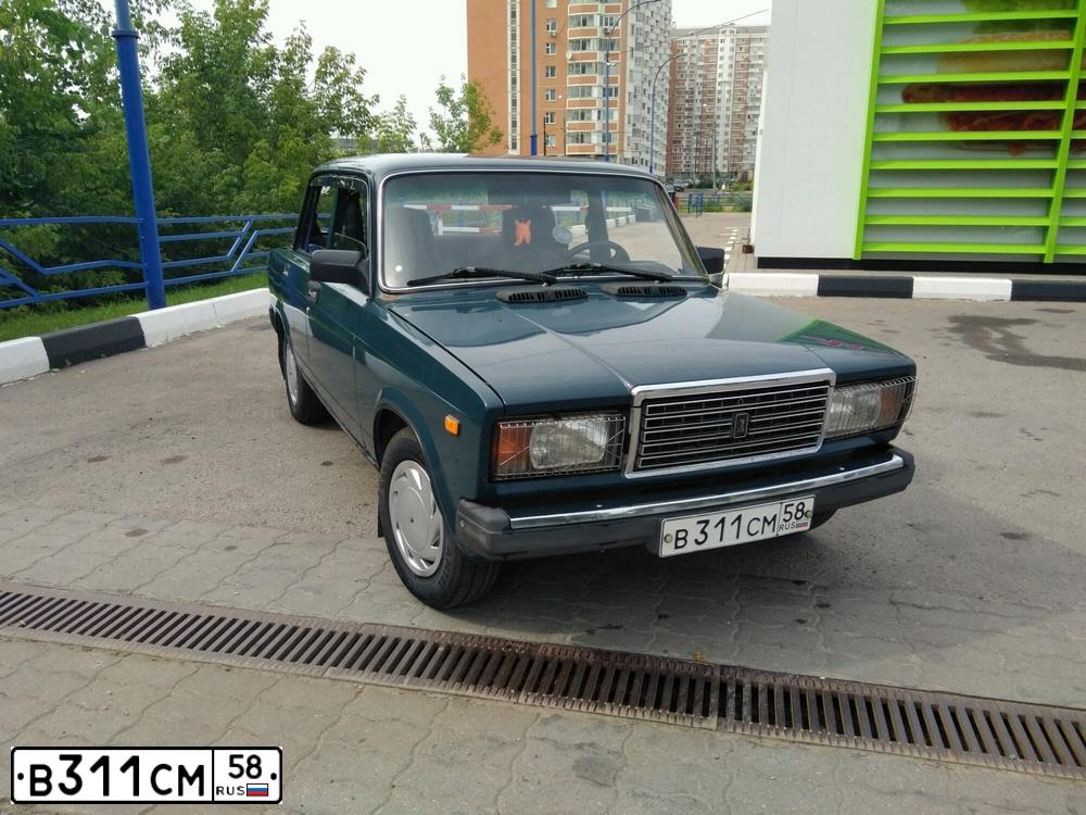 Фото автомобиля LADA 2107, 1996 — госномер Х077АМ799. Цвет: СИНЕ - ЗЕЛЕНЫЙ