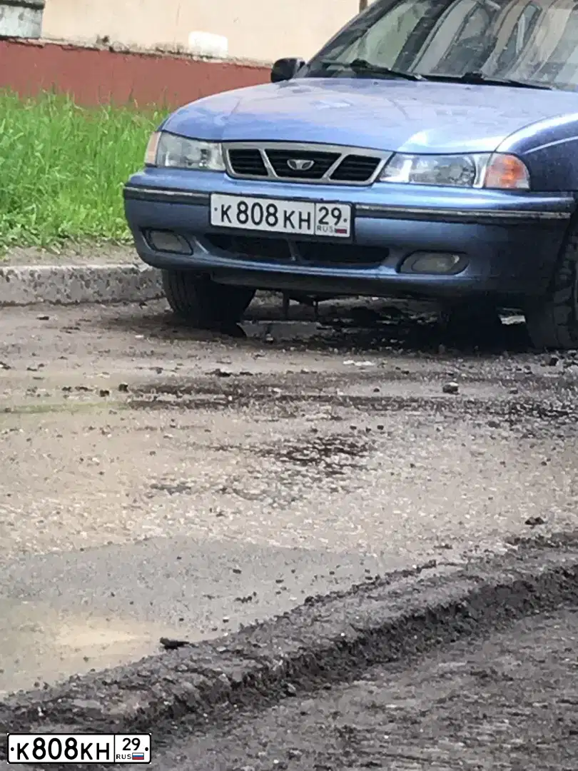 Фото автомобиля DAEWOO NEXIA, 2007 — госномер К574ВР35. Цвет: Перламутрово-голубой