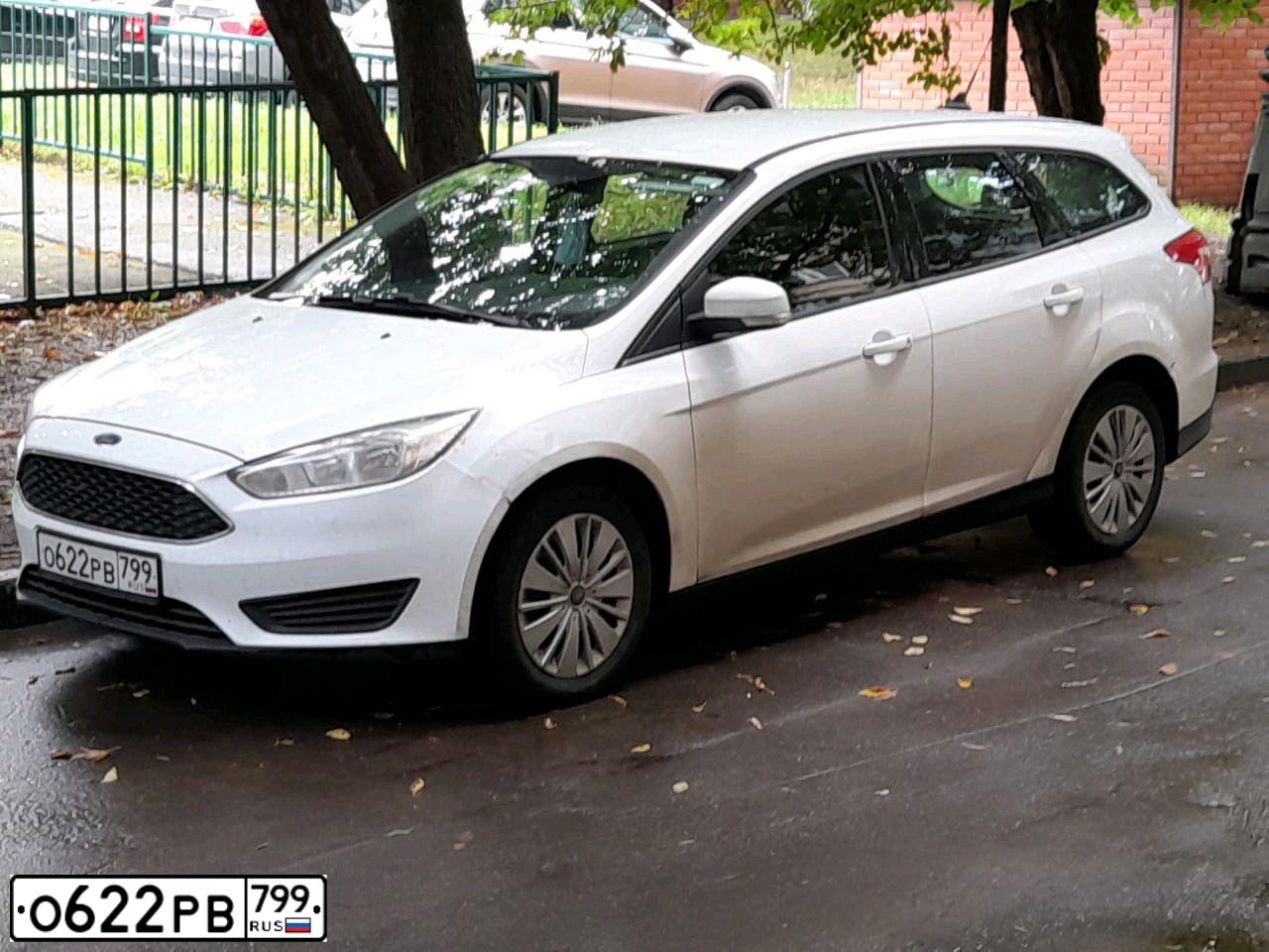 Фото автомобиля FORD FOCUS, 2017 — госномер В179АР250. Цвет: БЕЛЫЙ-ЖЕЛТЫЙ-СЕРЫЙ