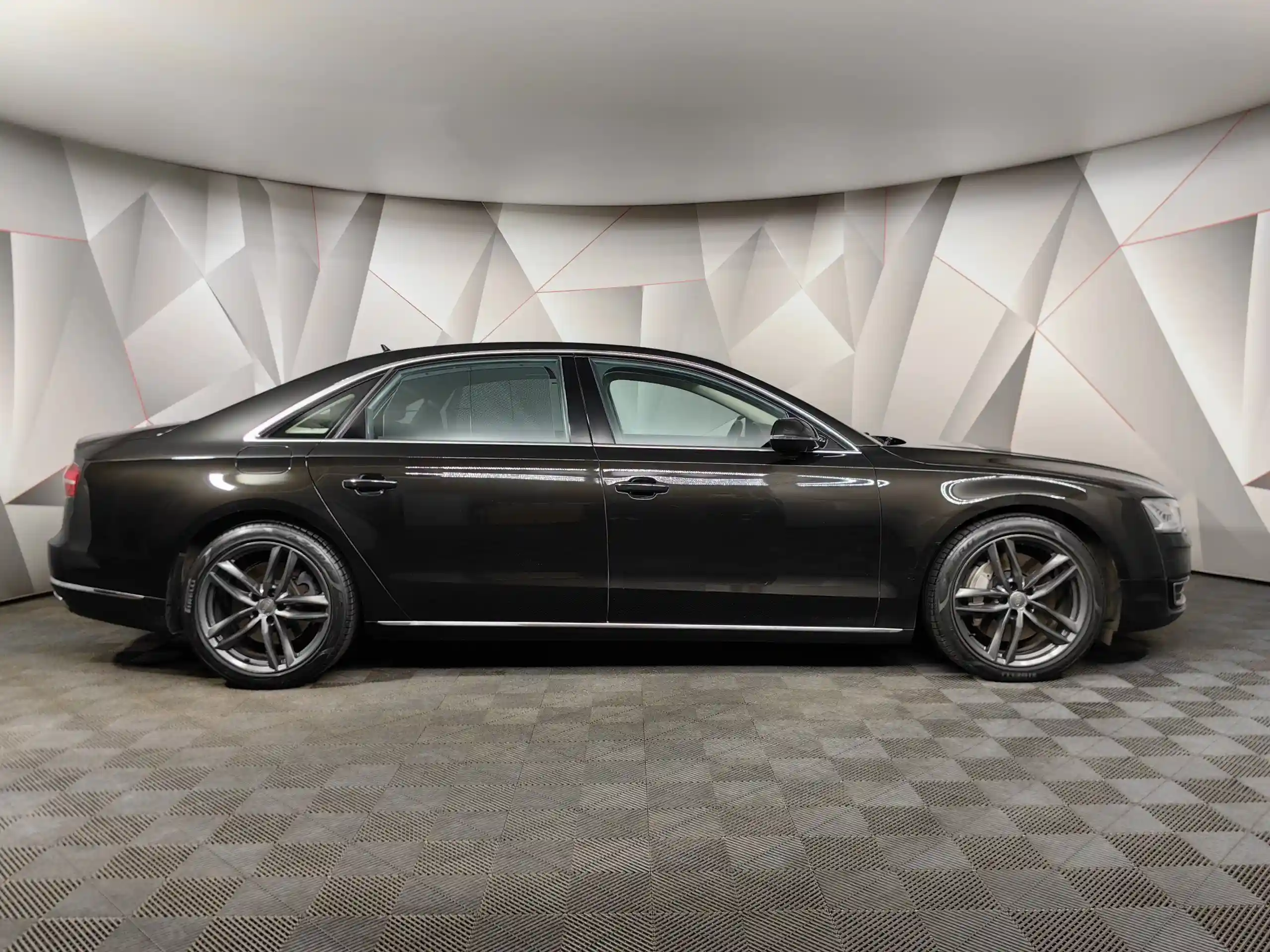 Фото автомобиля AUDI A8 LONG, 2015 — госномер М435ХО21