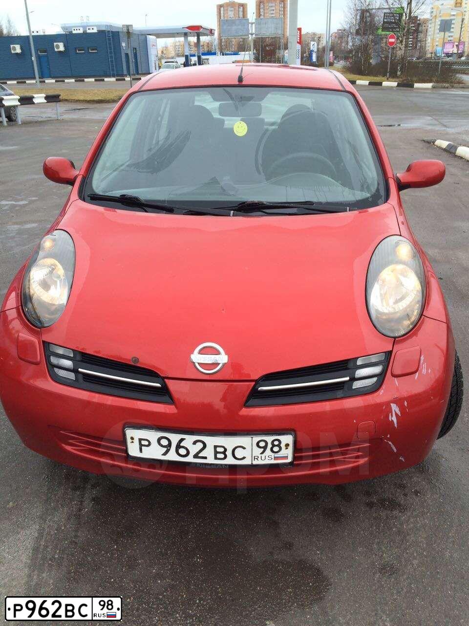Фото автомобиля НИССАН MICRA 1 2 SРОRТ, 2005 — госномер Т328МН39. Цвет: Красный