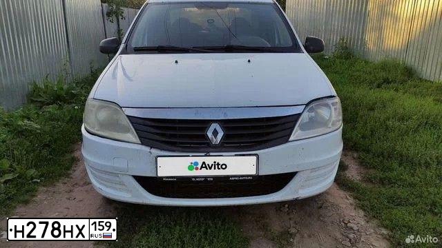 Фото автомобиля RENAULT LOGAN, 2012 — госномер С677СУ18. Цвет: Белый