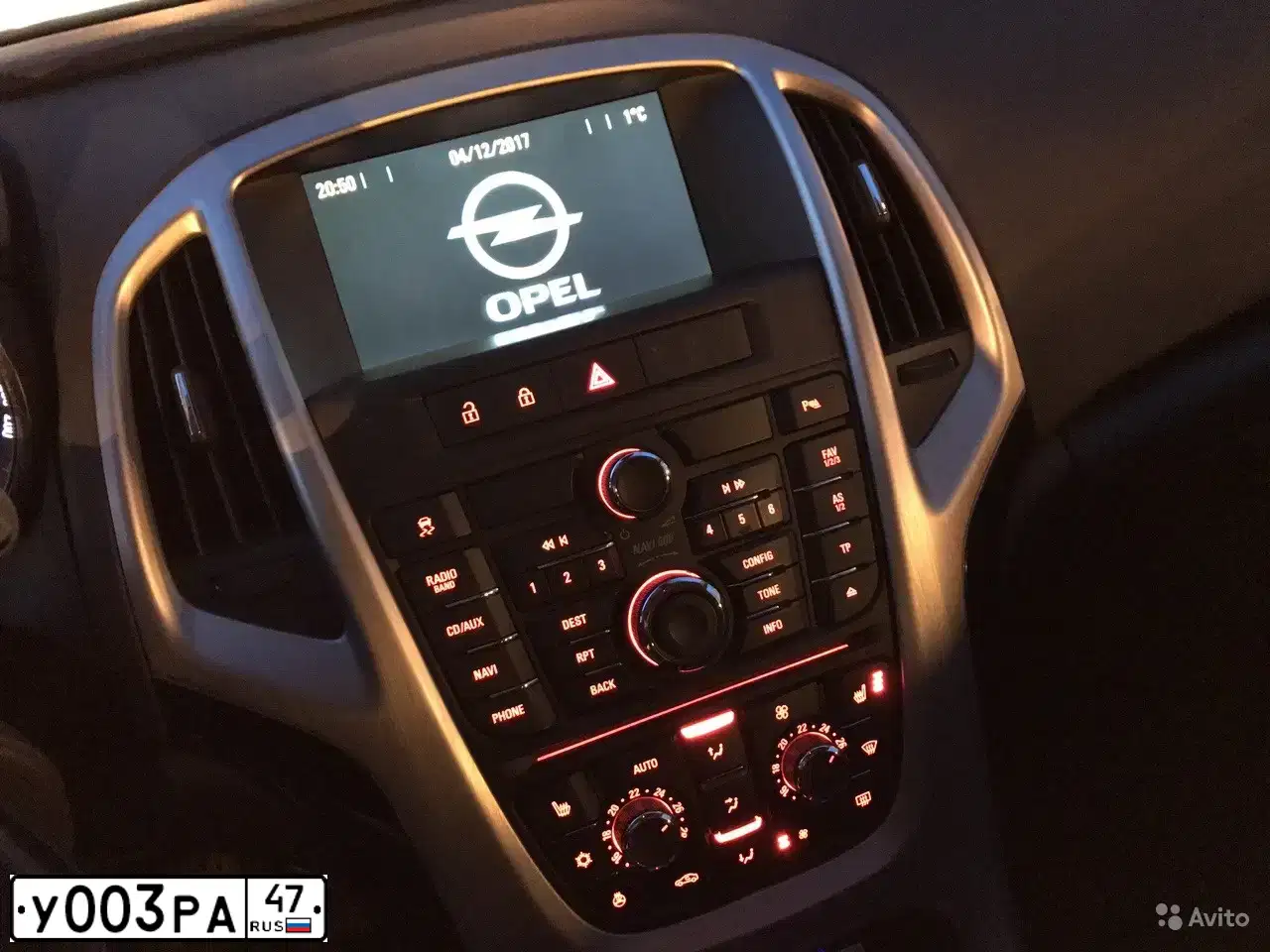 Фото автомобиля VOLVO XC60, 2013 — госномер Е734ОВ51