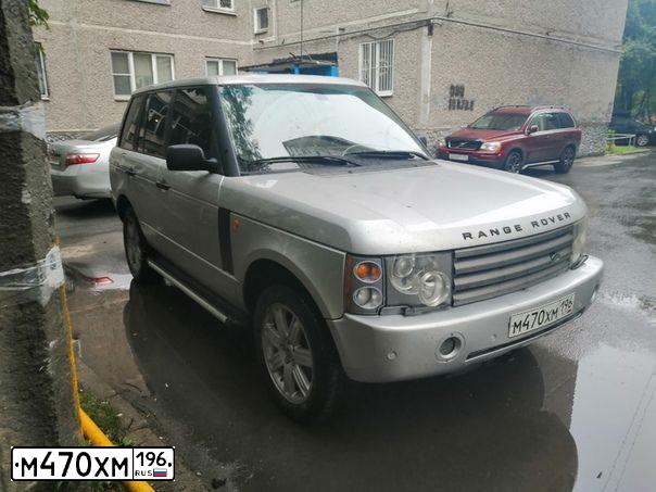 Фото автомобиля LANDROVER RANGE ROVER, 2004 — госномер Н187ТУ196. Цвет: СЕРЫЙ