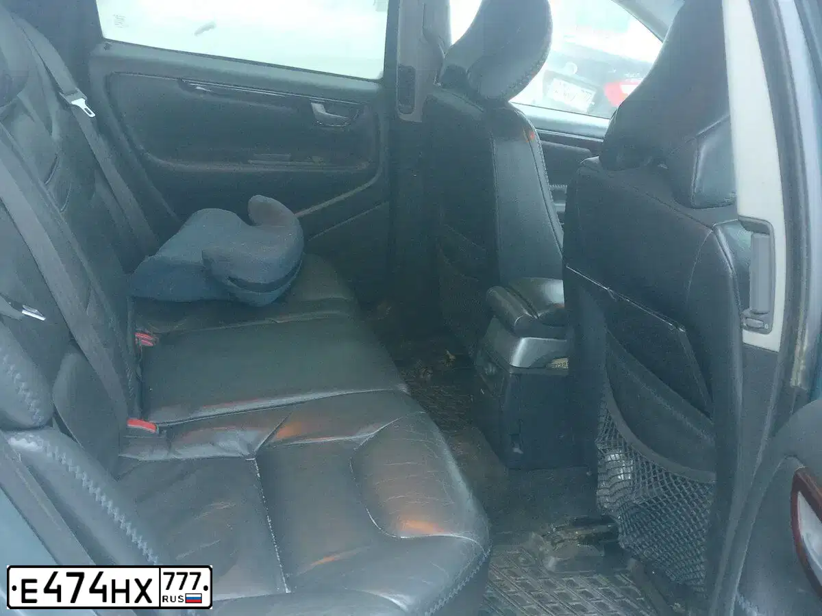 Фото автомобиля CITROEN BERLINGO, 2012 — госномер Е474НХ777. Цвет: СЕРЕБРИСТЫЙ