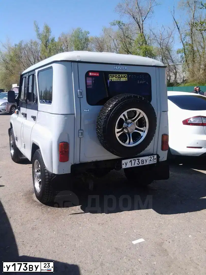 Фото автомобиля UAZ 3151 / HUNTER, 2005 — госномер У173ВУ23. Цвет: СВЕТЛО-СЕРЫЙ