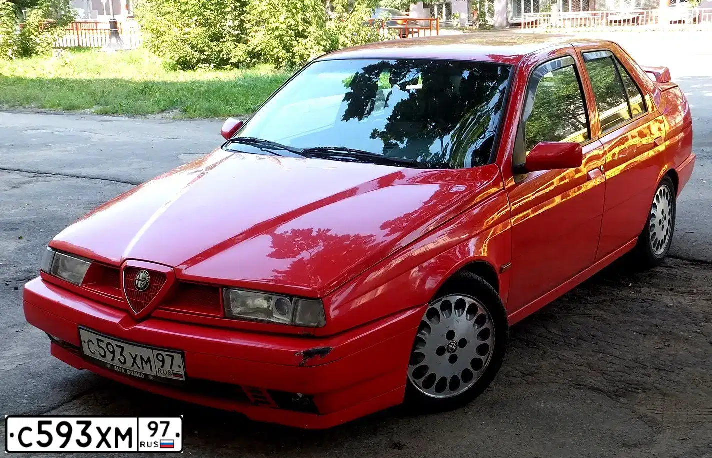 Фото автомобиля ALFAROMEO ALFA 155, 1994 — госномер С593ХМ97. Цвет: КРАСНЫЙ
