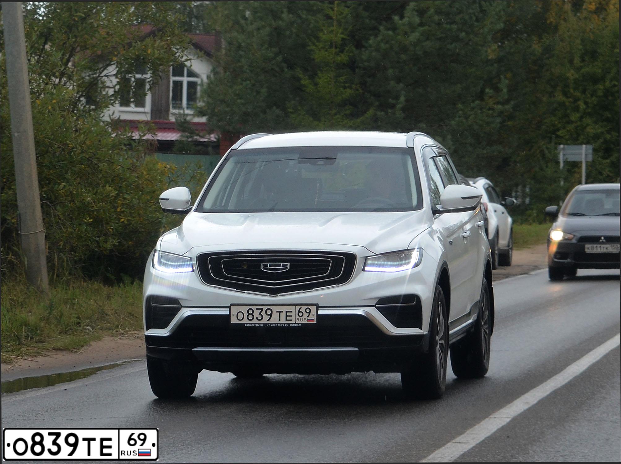 Фото автомобиля GEELY ATLAS PRO, 2022 — госномер О839ТЕ69. Цвет: Белый