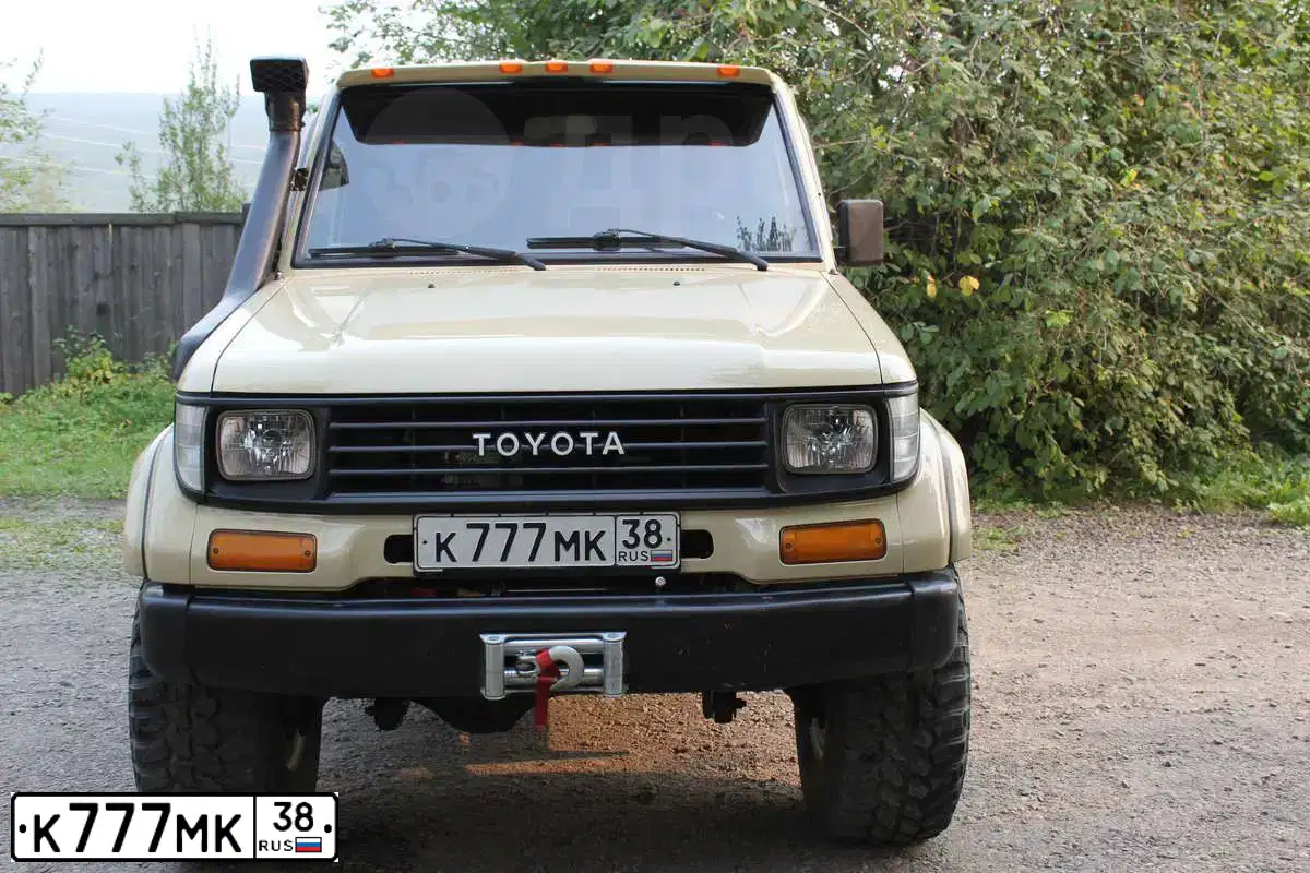Фото автомобиля TOYOTA RAV4, 2008 — госномер К777МК38. Цвет: ЧЕРНЫЙ