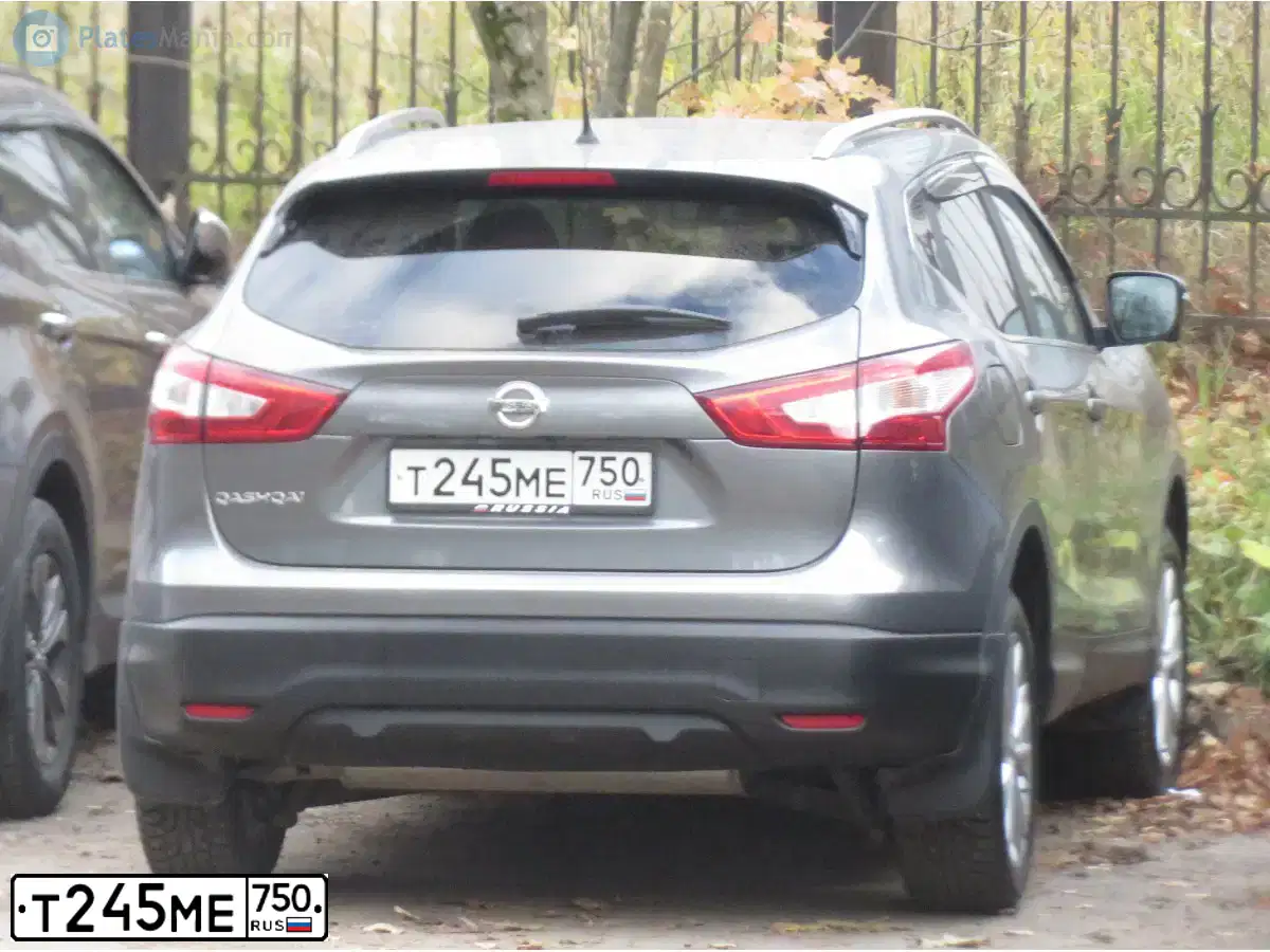 Фото автомобиля NISSAN QASHQAI, 2014 — госномер К663ТВ198. Цвет: СЕРЫЙ