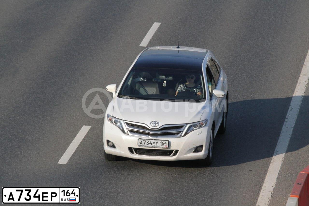 Фото автомобиля TOYOTA VENZA, 2013 — госномер А734ЕР164. Цвет: Белый