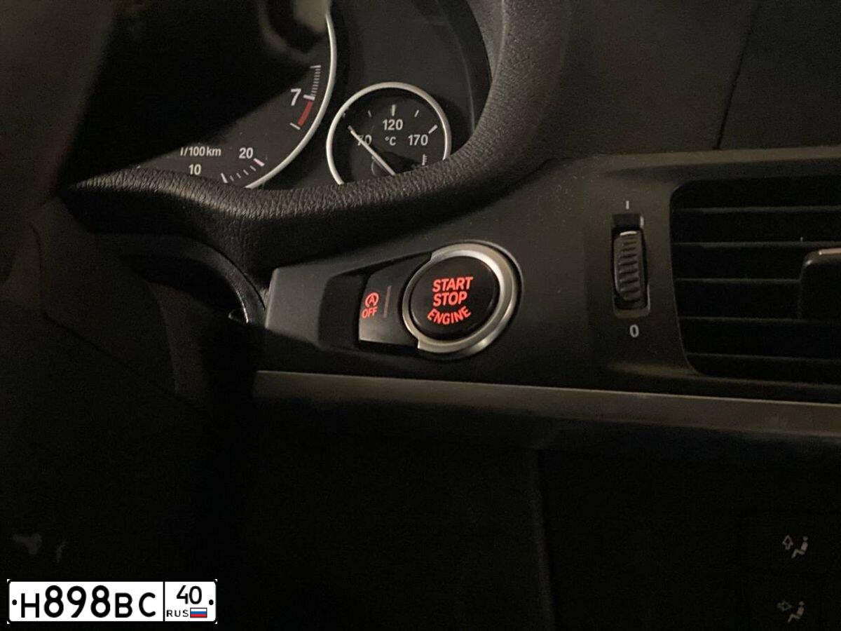 Фото автомобиля BMW X3, 2014 — госномер Р750ХЕ154. Цвет: Серебристый