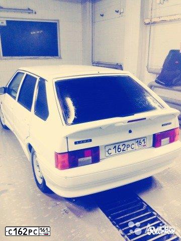 Фото автомобиля LADA 2114, 2011 — госномер Е358НТ147. Цвет: Белый