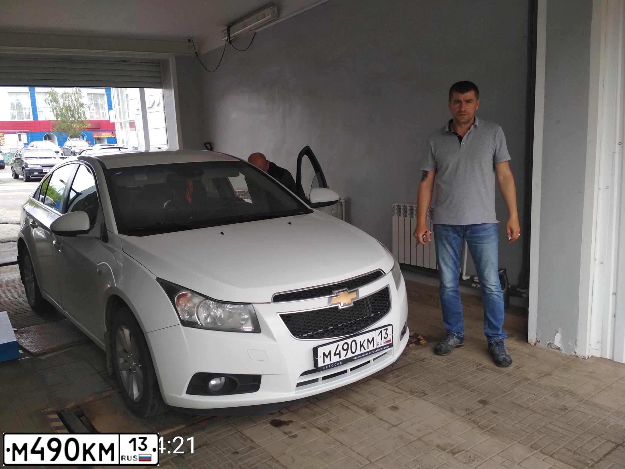 Фото автомобиля CHEVROLET CRUZE, 2011 — госномер М118МЕ13
