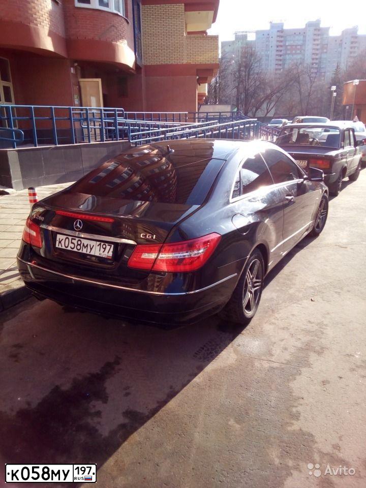 Фото автомобиля MERCEDES E-KLASSE, 2011 — госномер Е601ТР134. Цвет: ЧЕРНЫЙ