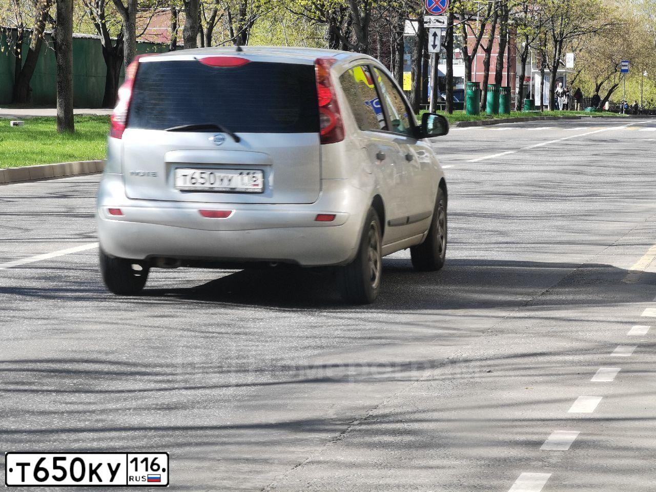 Фото автомобиля LADA LARGUS, 2013 — госномер Е324КЕ716. Цвет: Белый