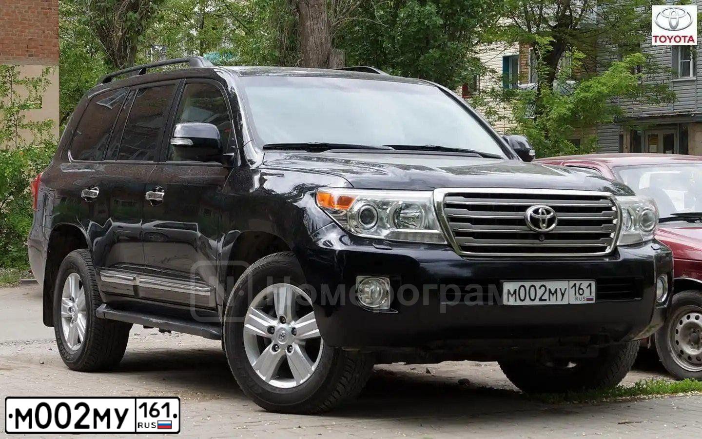 Фото автомобиля AUDI Q7, 2007 — госномер М002МУ161. Цвет: СЕРЫЙ
